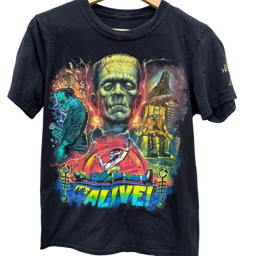Frankenstein It's Alive Halloween Horror Nights Universal Black shirt Size Small